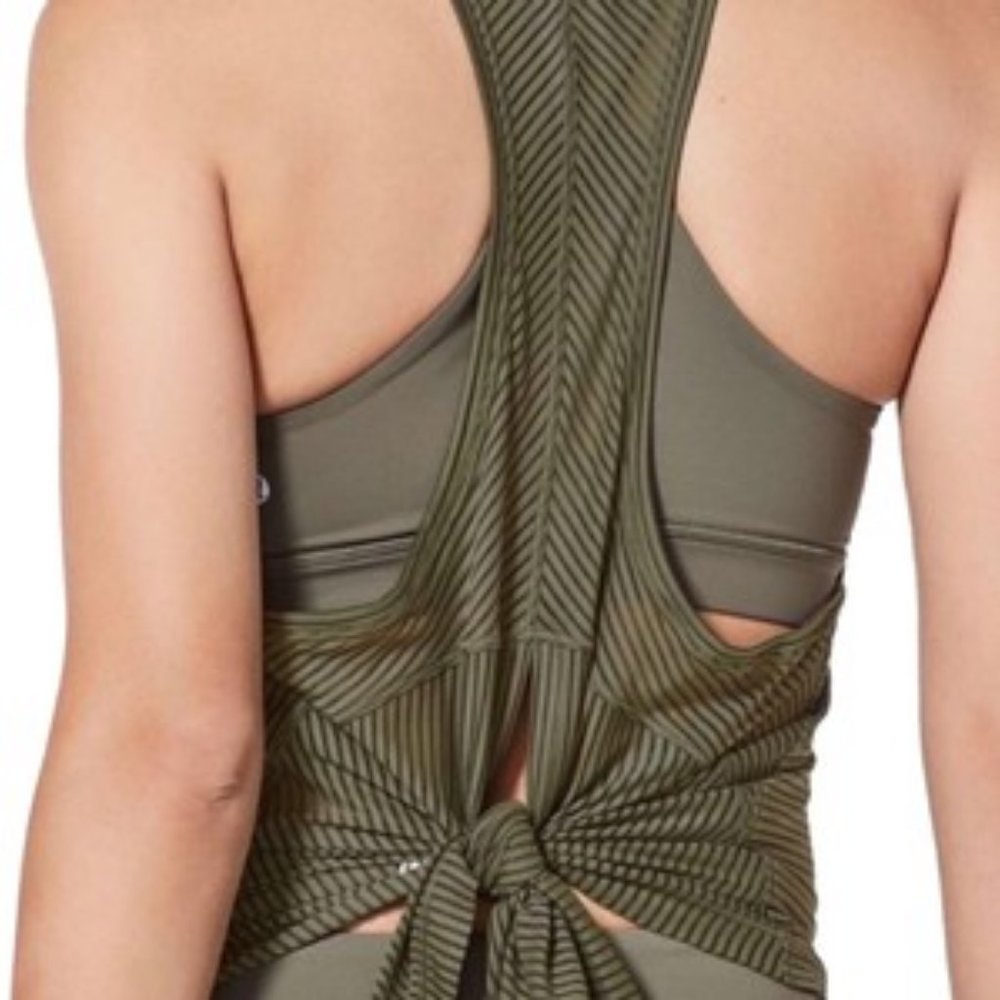 LULULEMON Tank Racerback Mesh - Picture 2 of 4